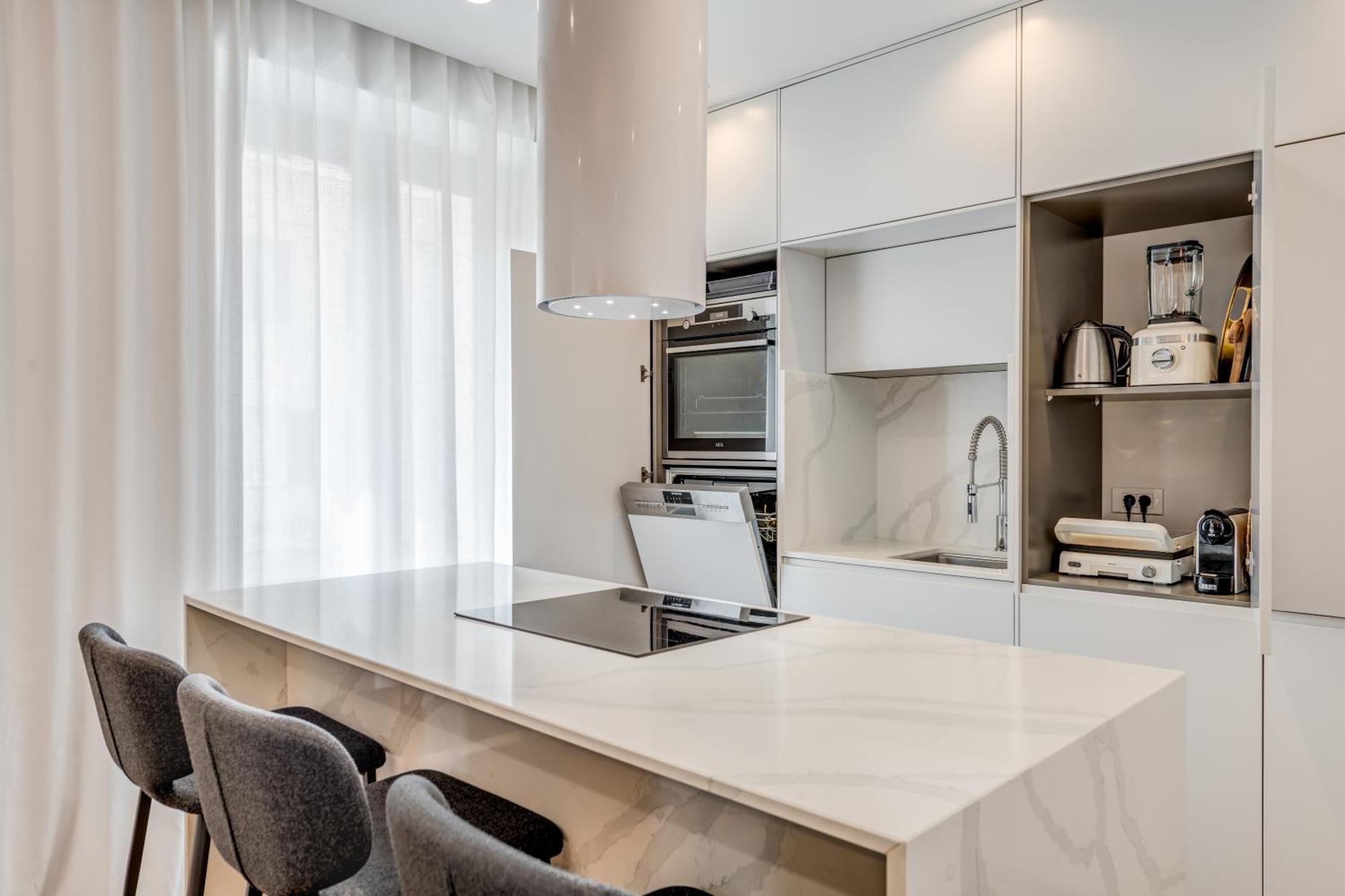 Top Location! Spacious Lux Apartment -5 Min From Beach & Centre Split Exteriér fotografie