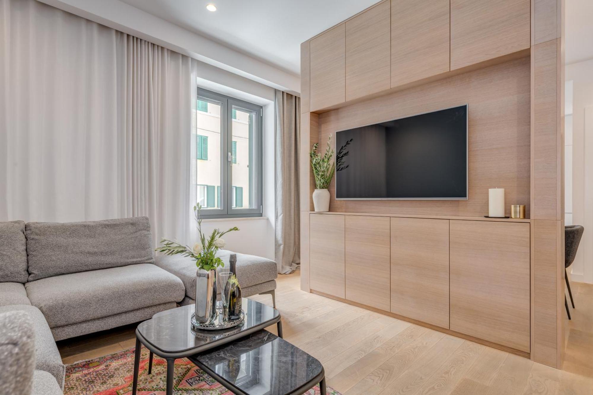 Top Location! Spacious Lux Apartment -5 Min From Beach & Centre Split Exteriér fotografie