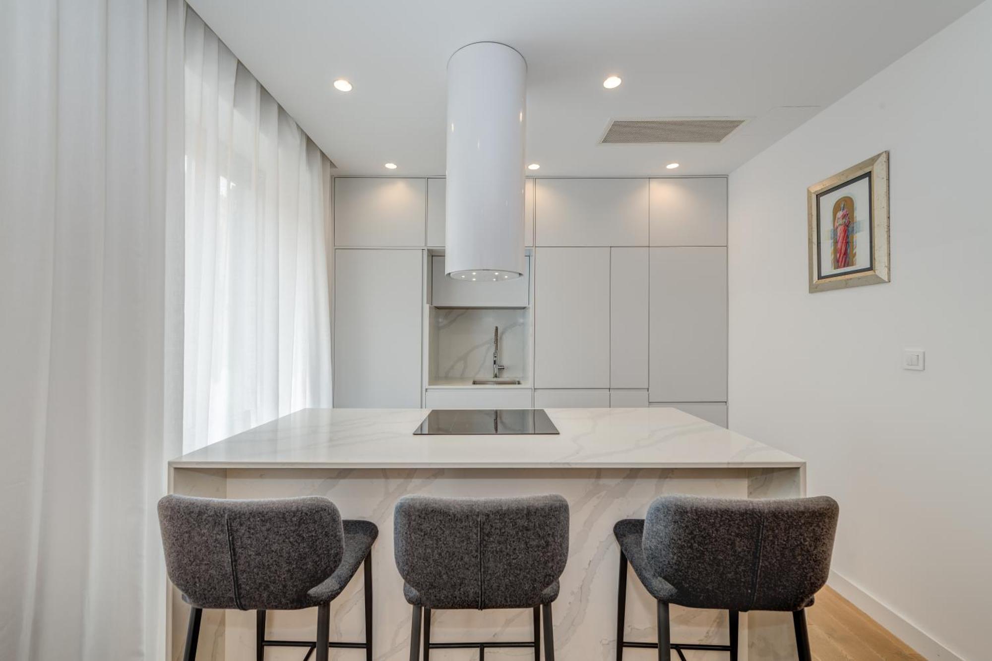 Top Location! Spacious Lux Apartment -5 Min From Beach & Centre Split Exteriér fotografie