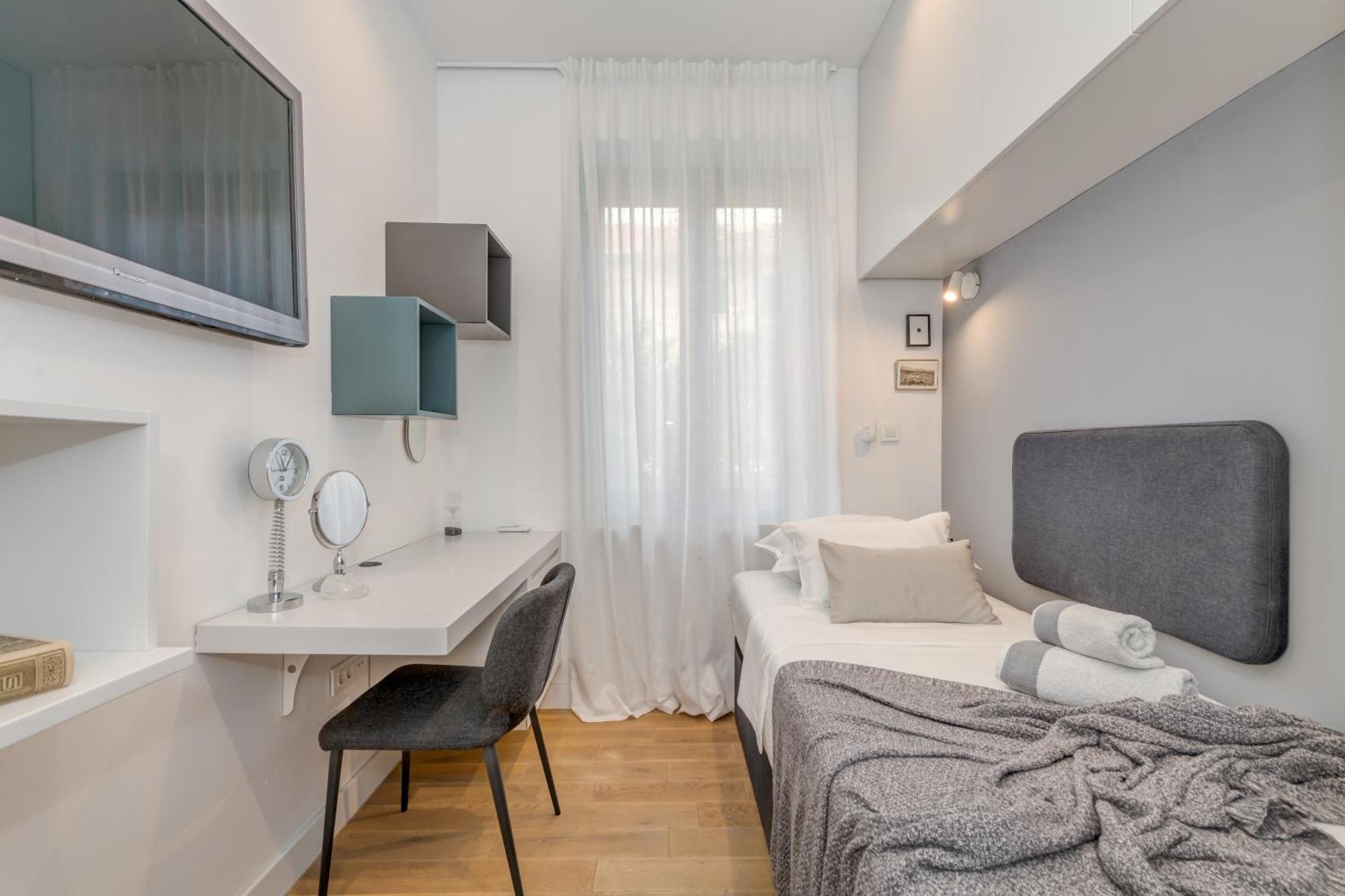 Top Location! Spacious Lux Apartment -5 Min From Beach & Centre Split Exteriér fotografie